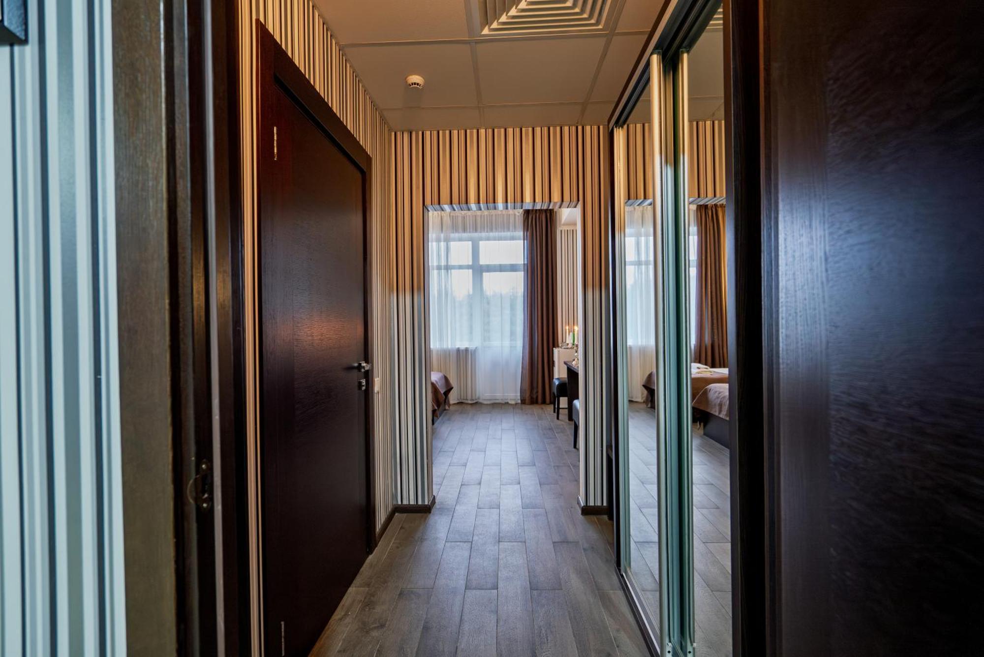 Congress Hotel Verhovina Petropavlovskaya Borshchagovka Εξωτερικό φωτογραφία