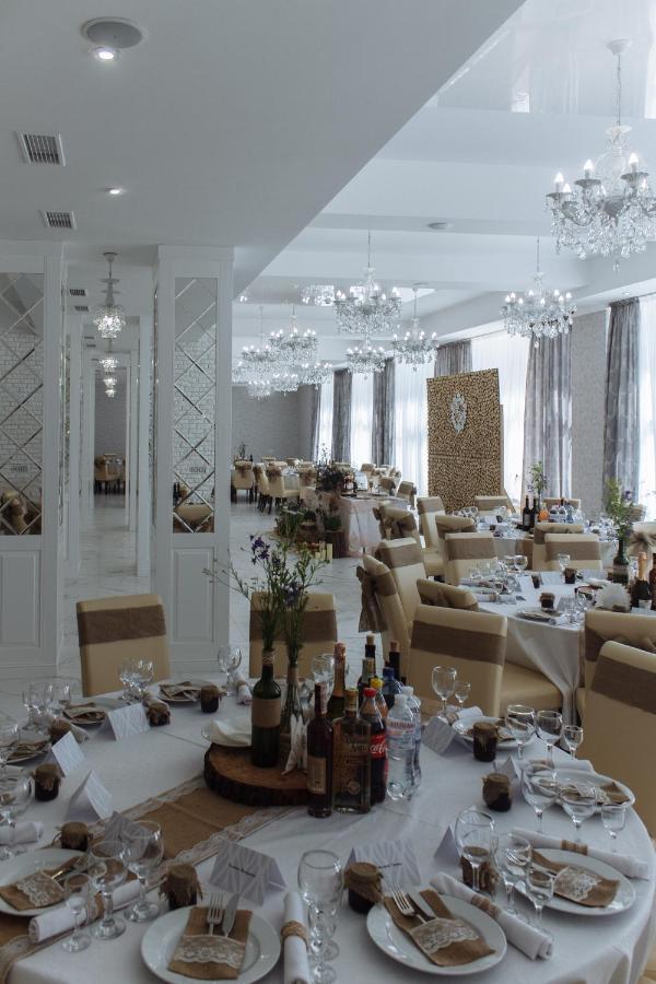 Congress Hotel Verhovina Petropavlovskaya Borshchagovka Εξωτερικό φωτογραφία